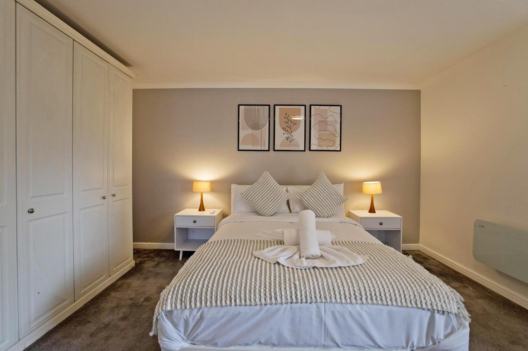 Imperial Meridian Place Apartment Londra Exterior foto