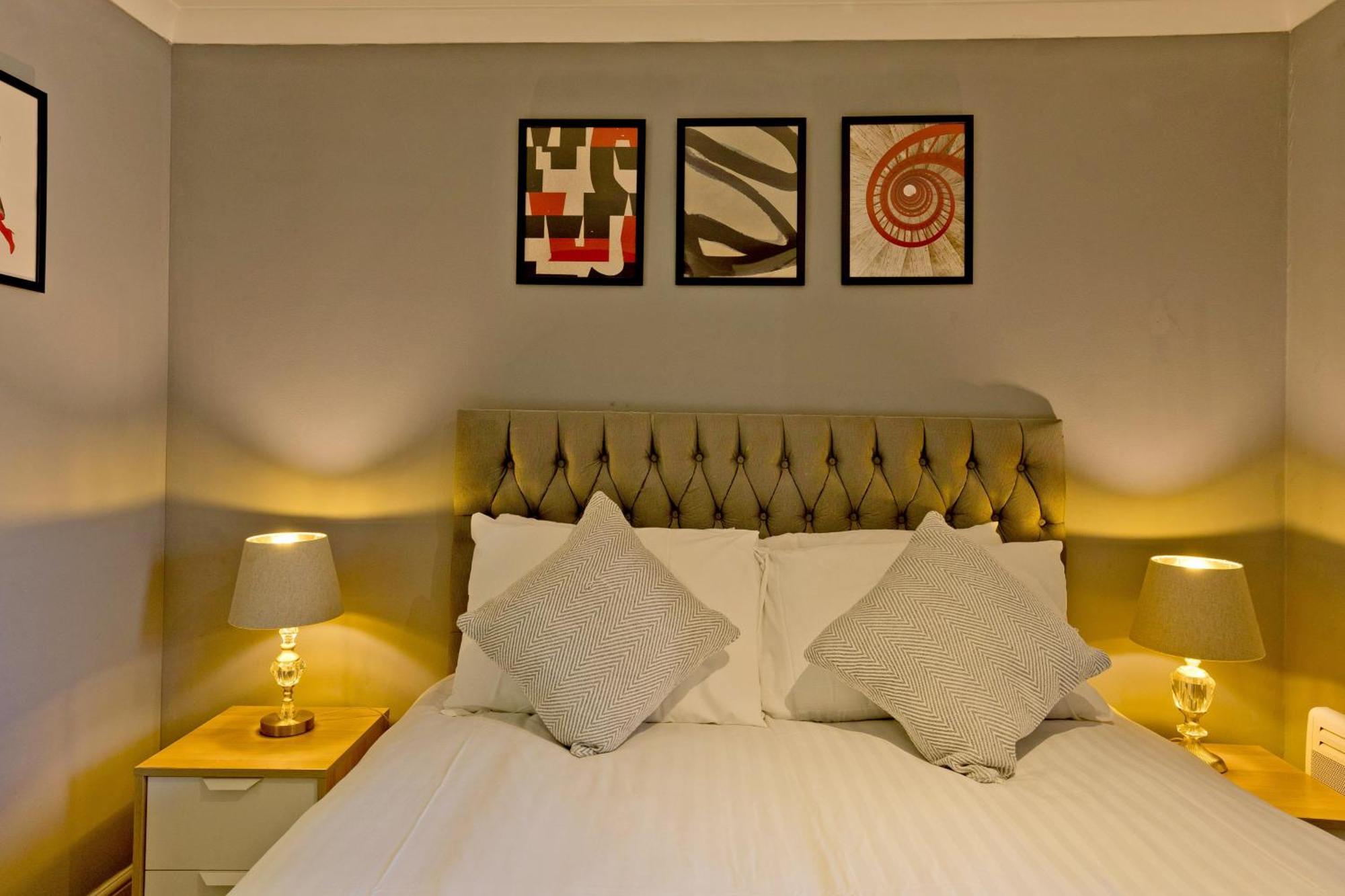Imperial Meridian Place Apartment Londra Exterior foto